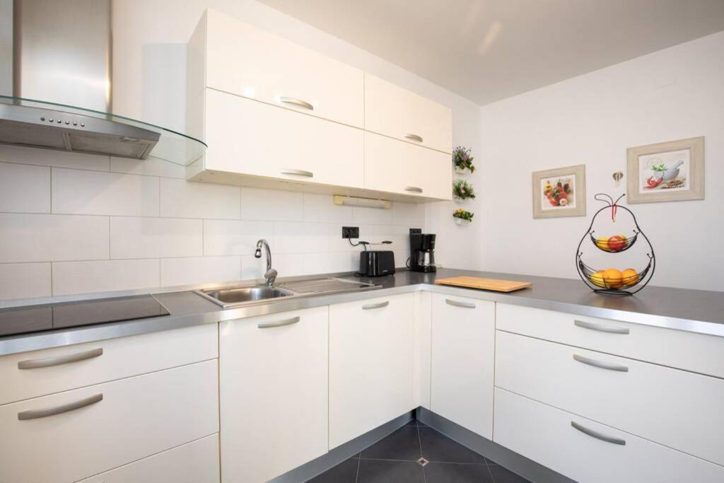 Apartment Natali Punat- Free Parking On Premises מראה חיצוני תמונה