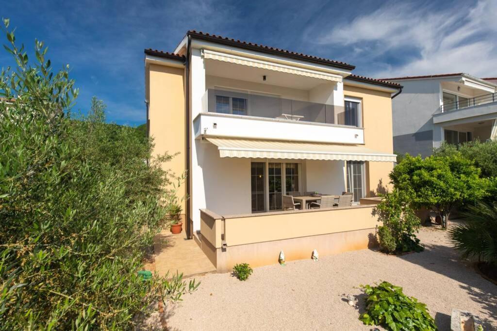 Apartment Natali Punat- Free Parking On Premises מראה חיצוני תמונה